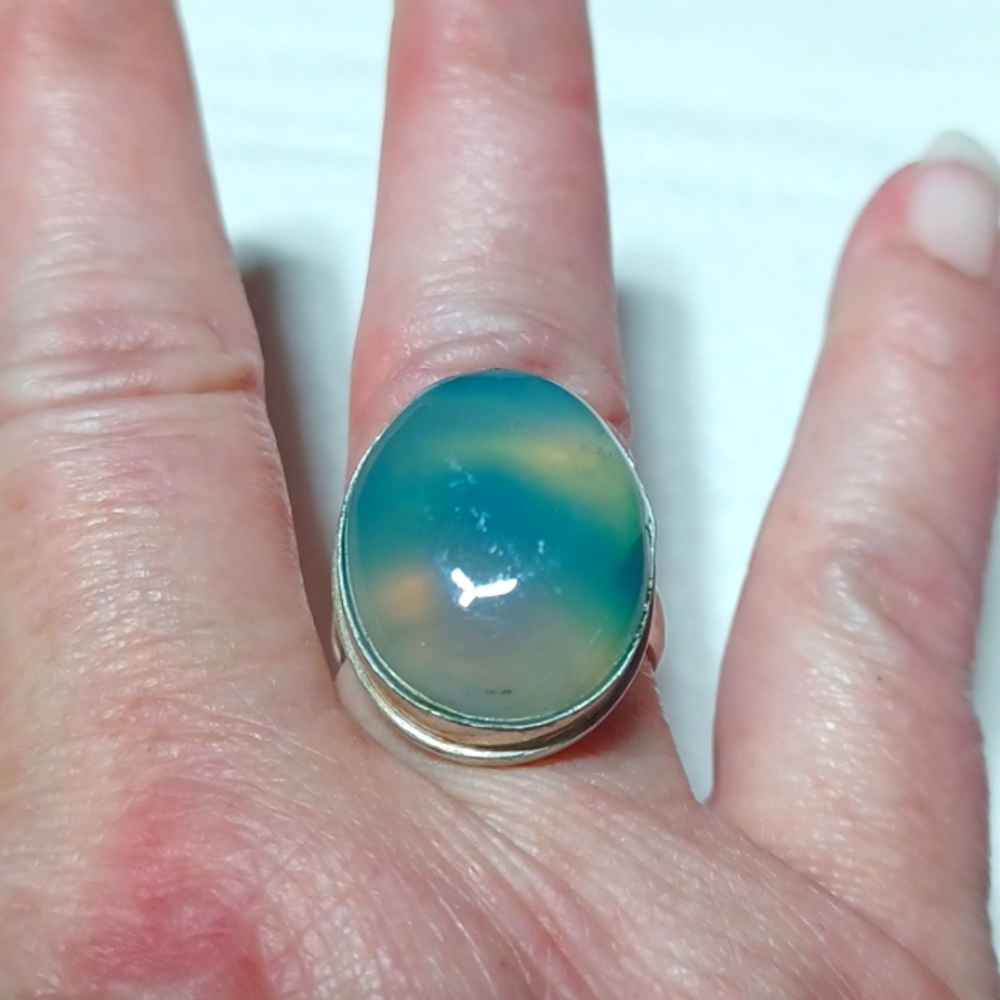 Green botswana agate ring size 8 cocktail glowy turquoise aqua handmade silver